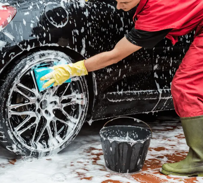 Car Cleaning Service in Delhi